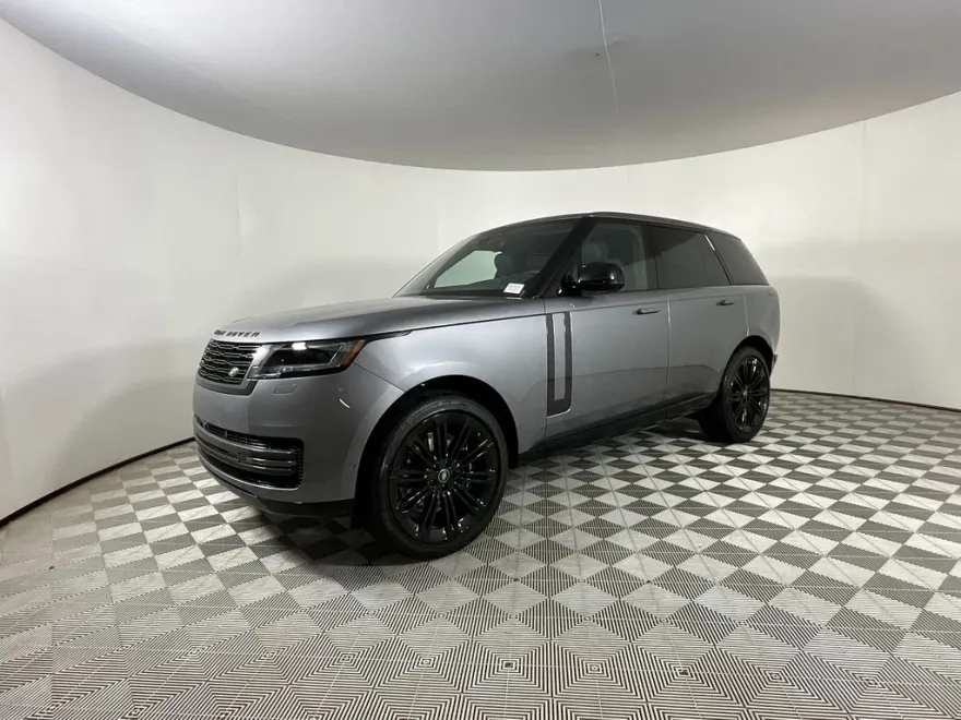 2025 Land Rover Range Rover SE photo 1