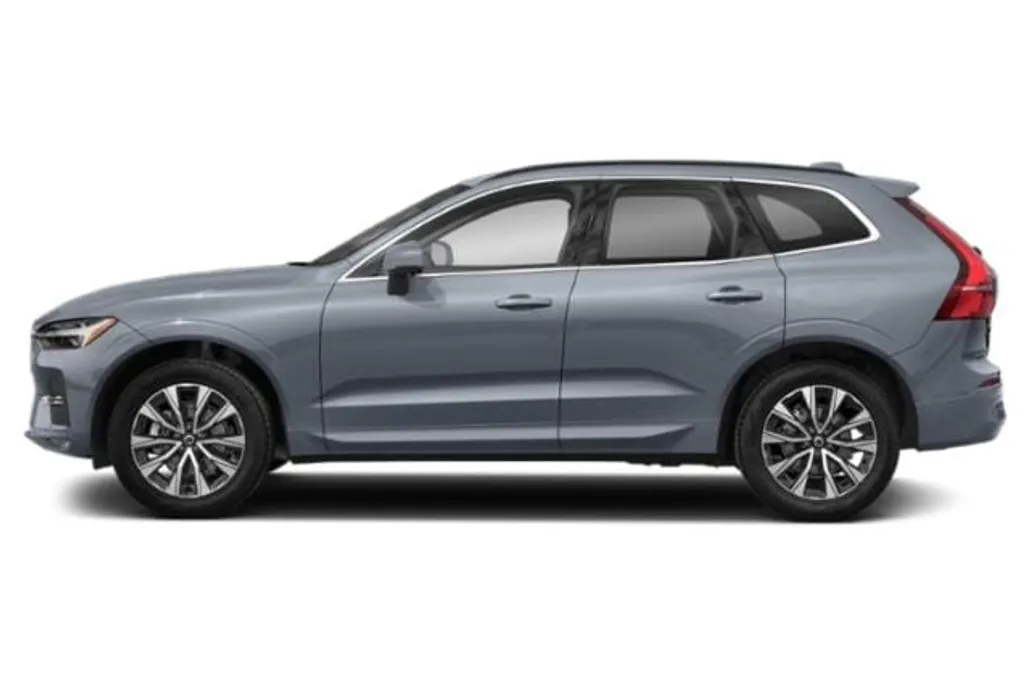 2023 Volvo XC60 B5 Plus photo 1