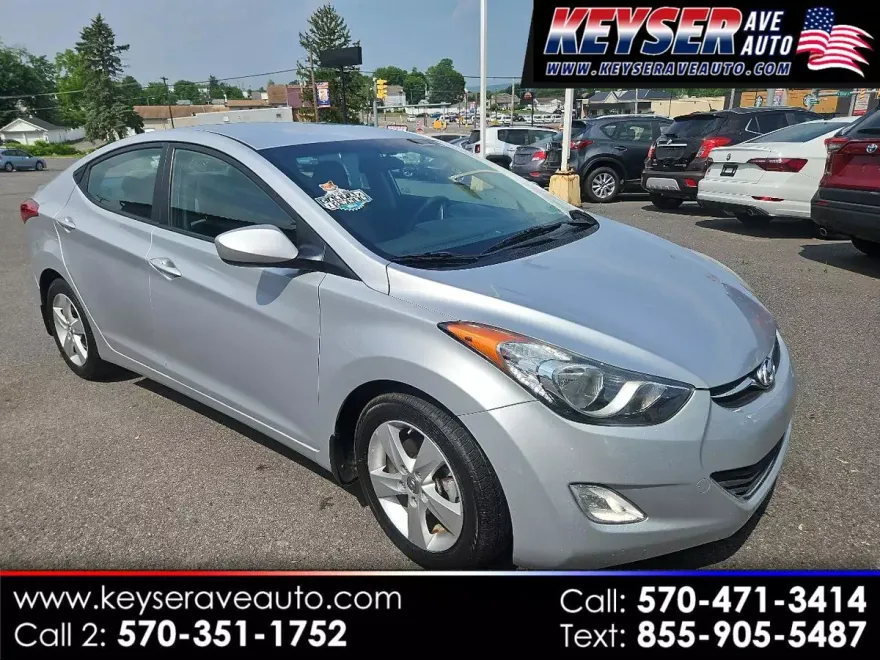 2013 Hyundai Elantra GLS photo 1