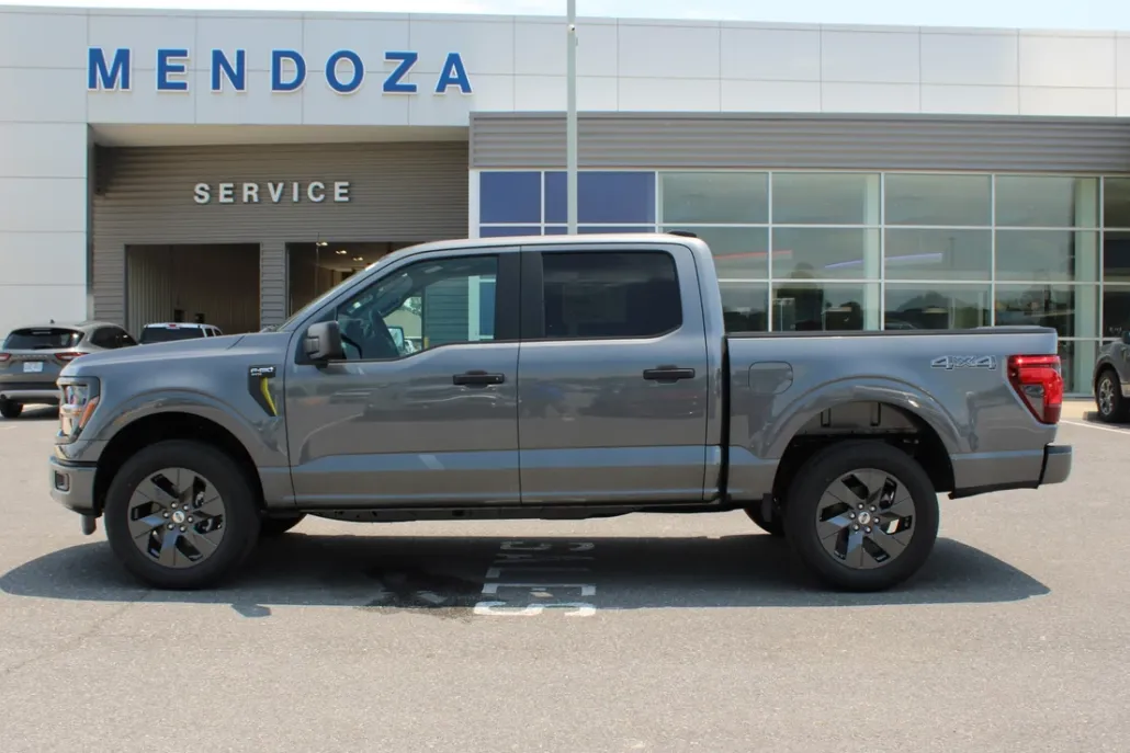 2025 Ford F-150 STX photo 1