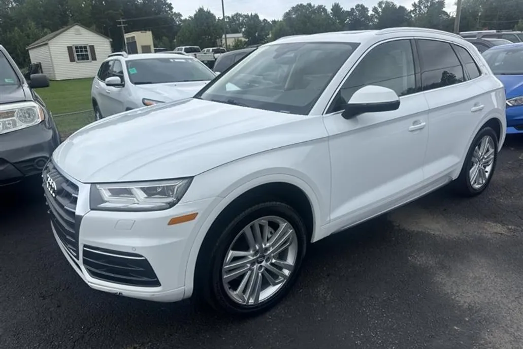 2018 Audi Q5 2.0T Premium Plus photo 1