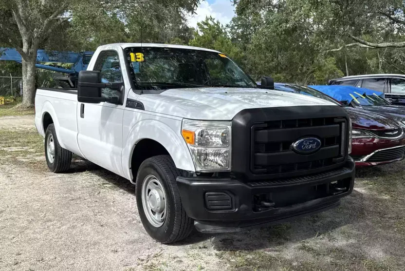 2013 Ford F-250 XL photo 1
