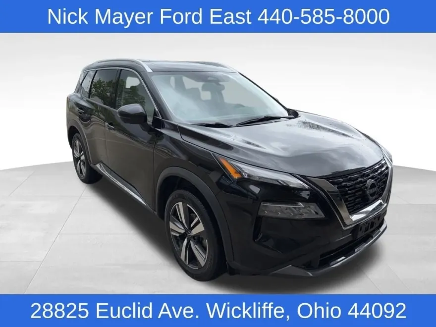 2023 Nissan Rogue SL photo 1