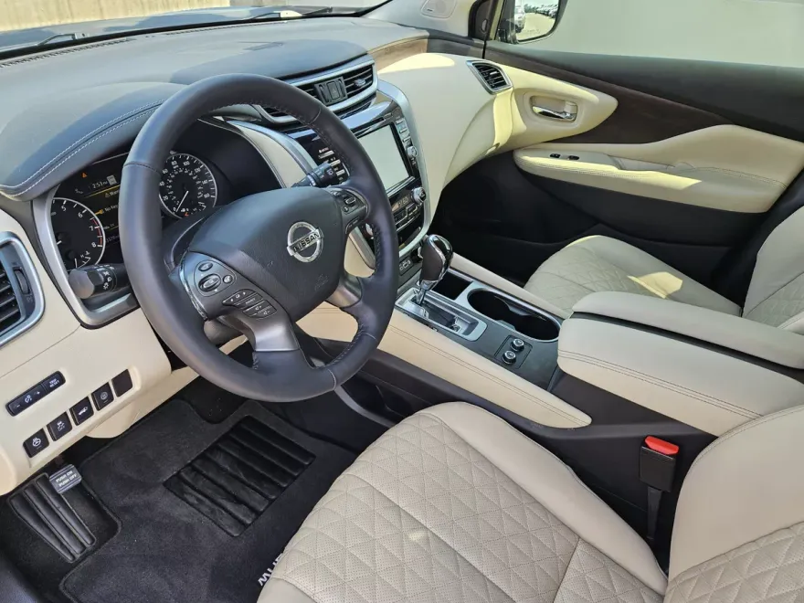 2021 Nissan Murano Platinum photo 1