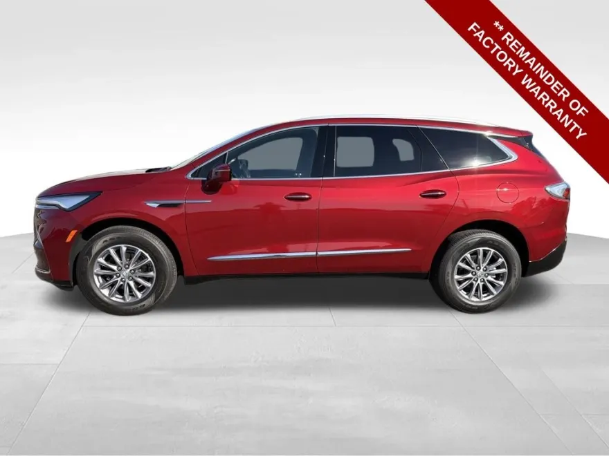 2023 Buick Enclave Essence photo 1