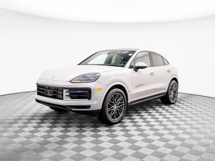 2025 Porsche Cayenne Coupe photo 1