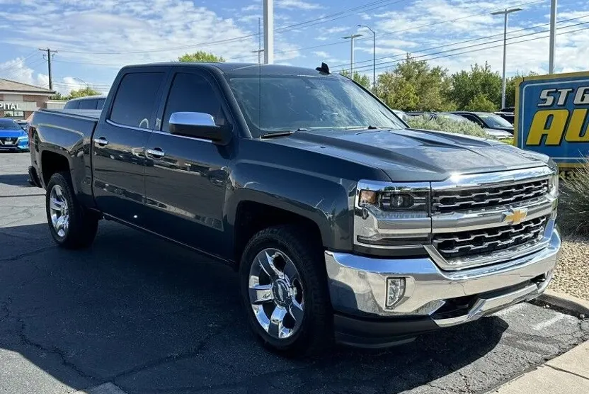 2017 Chevrolet Silverado 1500 LTZ photo 1