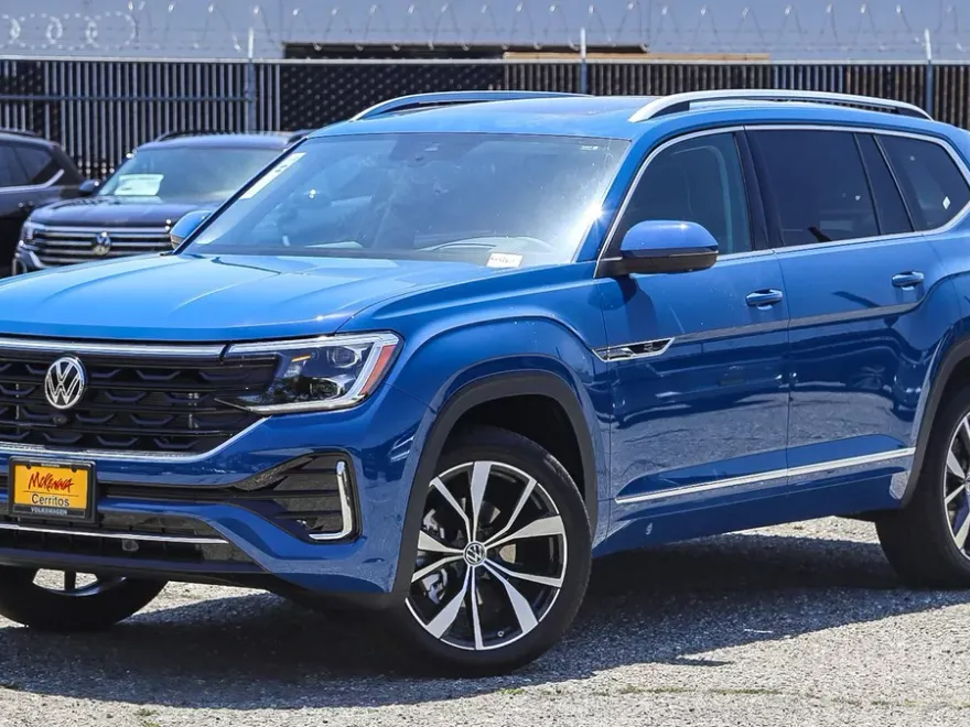 2025 Volkswagen Atlas SEL Premium R-Line photo 1