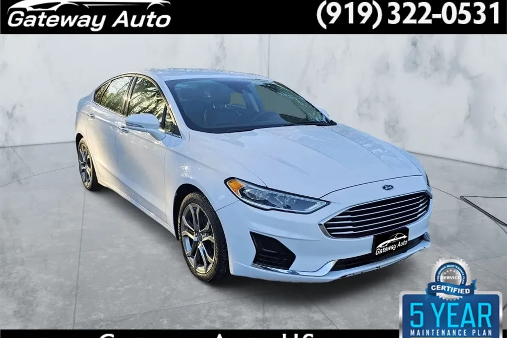 2020 Ford Fusion SEL photo 1
