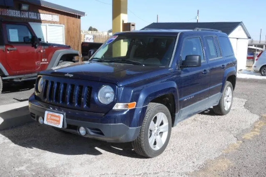 2013 Jeep Patriot Latitude photo 1