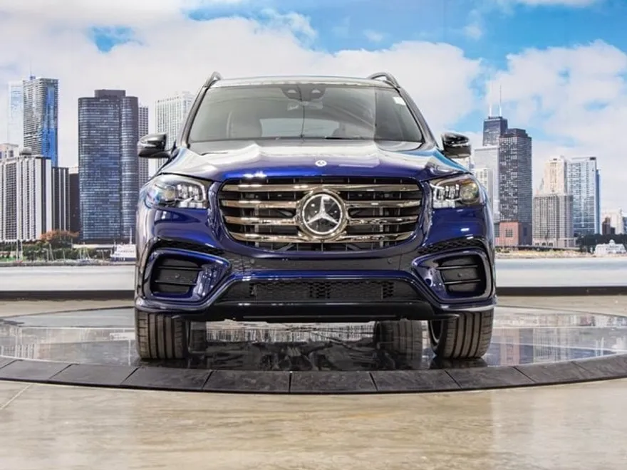 2025 Mercedes Benz GLS 580 4MATIC photo 1