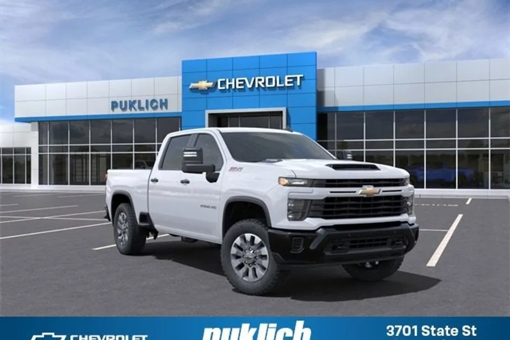 2025 Chevrolet Silverado Custom photo 1