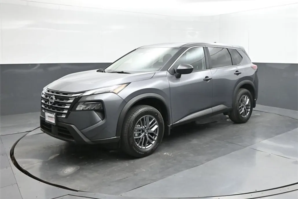 2026 Nissan Rogue S photo 1