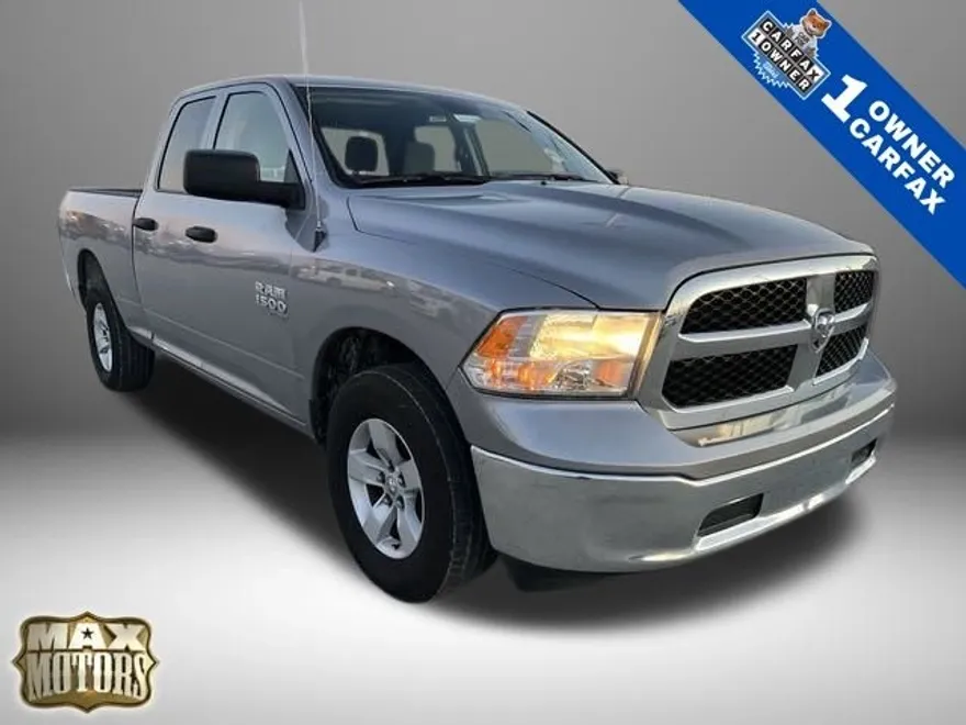 2024 Ram 1500 Classic SLT photo 1