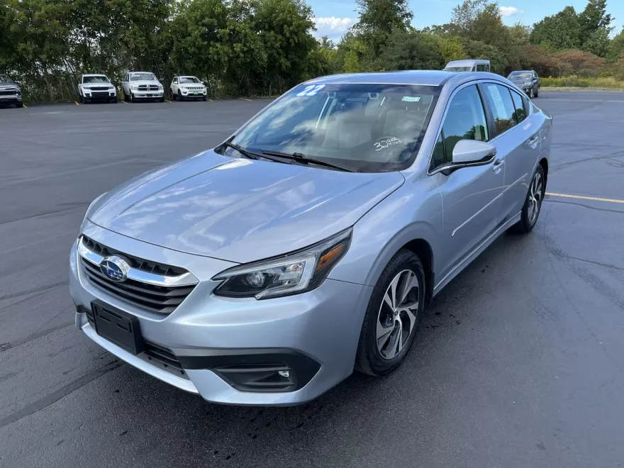 2022 Subaru Legacy Premium photo 1