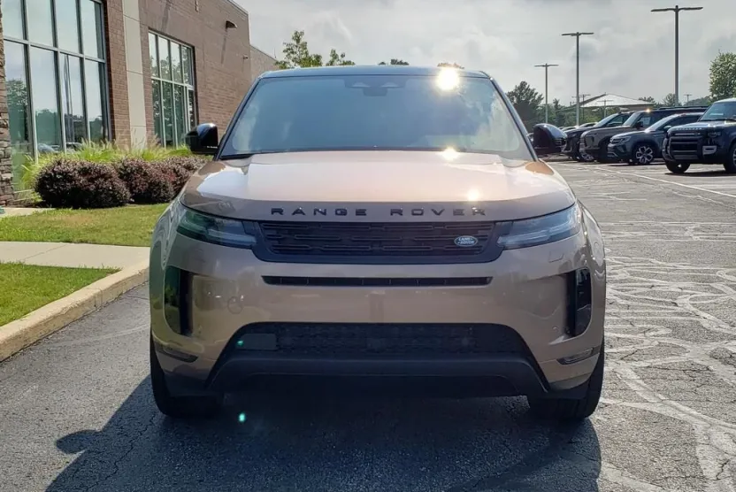 2026 Land Rover Range Rover Evoque S photo 1