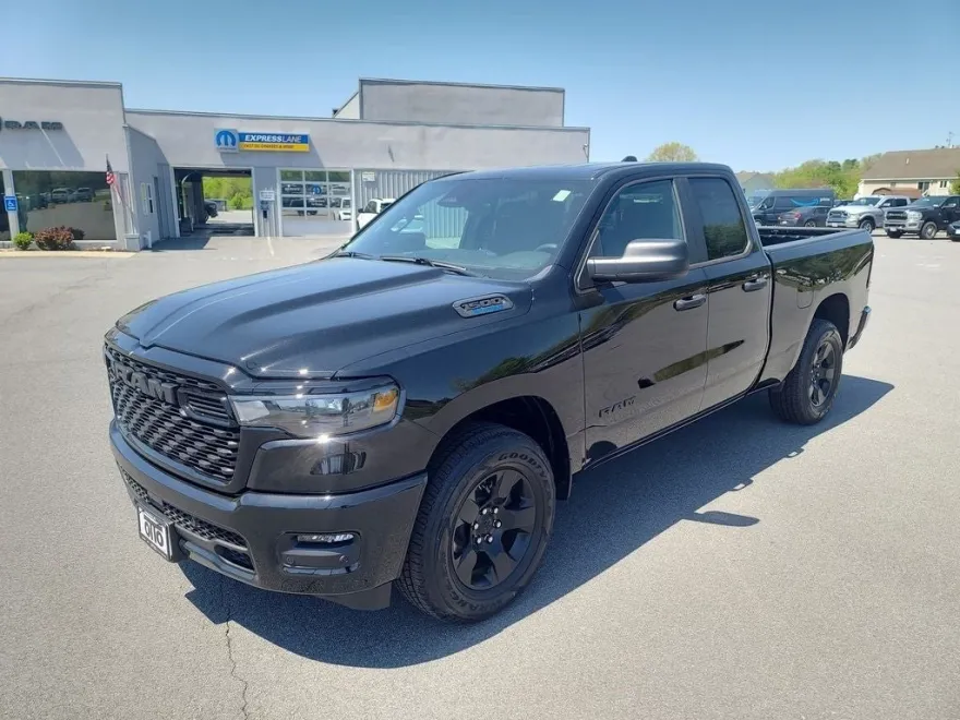 2025 Ram 1500 Tradesman photo 1