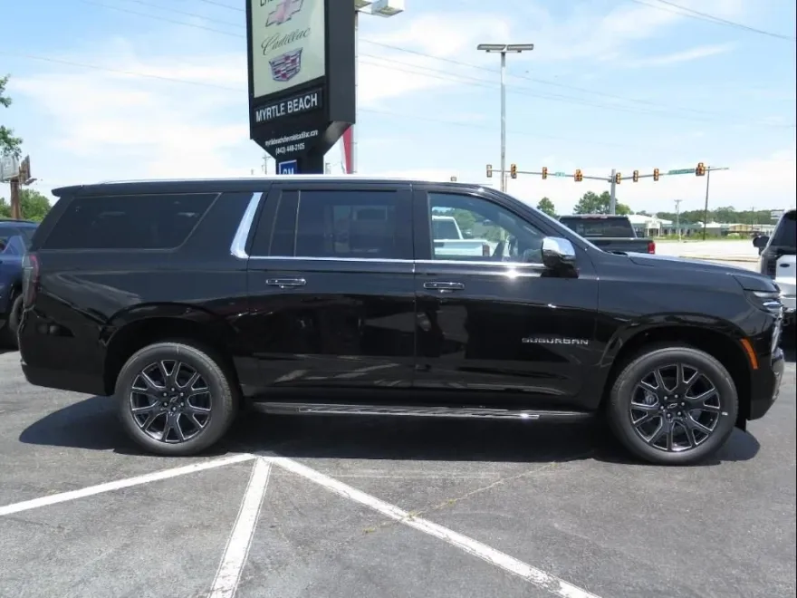 2025 Chevrolet Suburban Premier photo 1