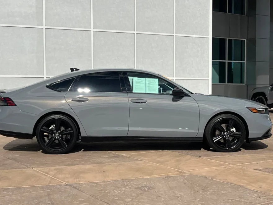 2025 Honda Accord Hybrid Sport-L photo 1