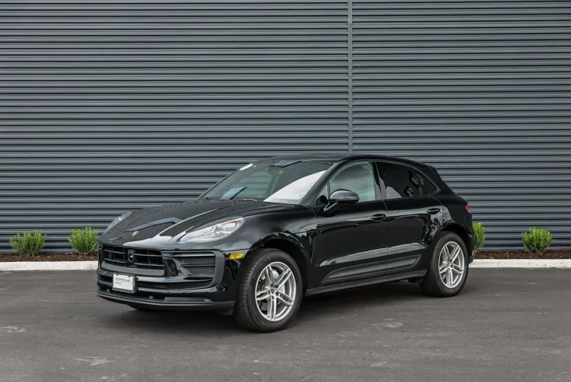 2024 Porsche Macan S photo 1