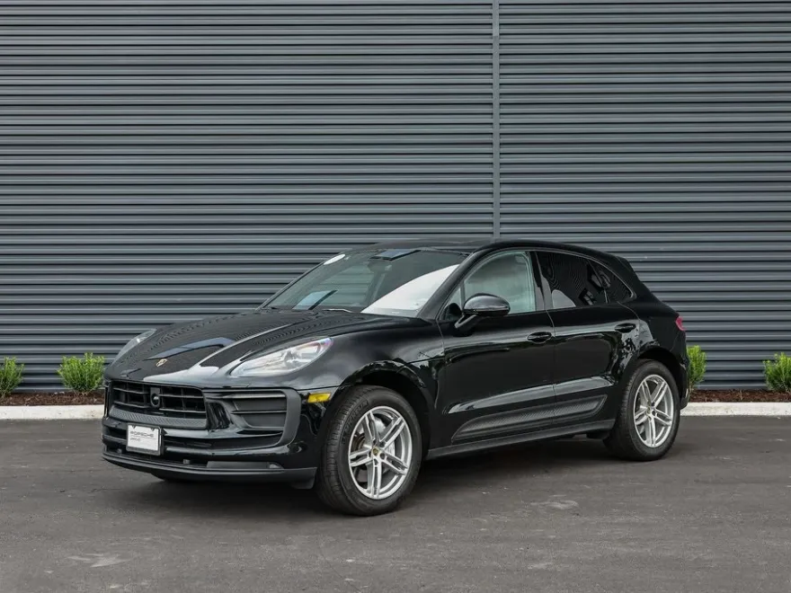 2024 Porsche Macan S photo 1