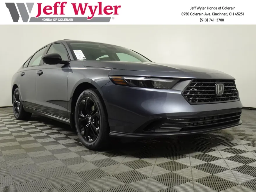 2025 Honda Accord SE photo 1