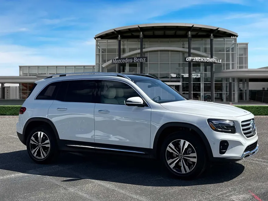 2025 Mercedes Benz GLB 250 photo 1