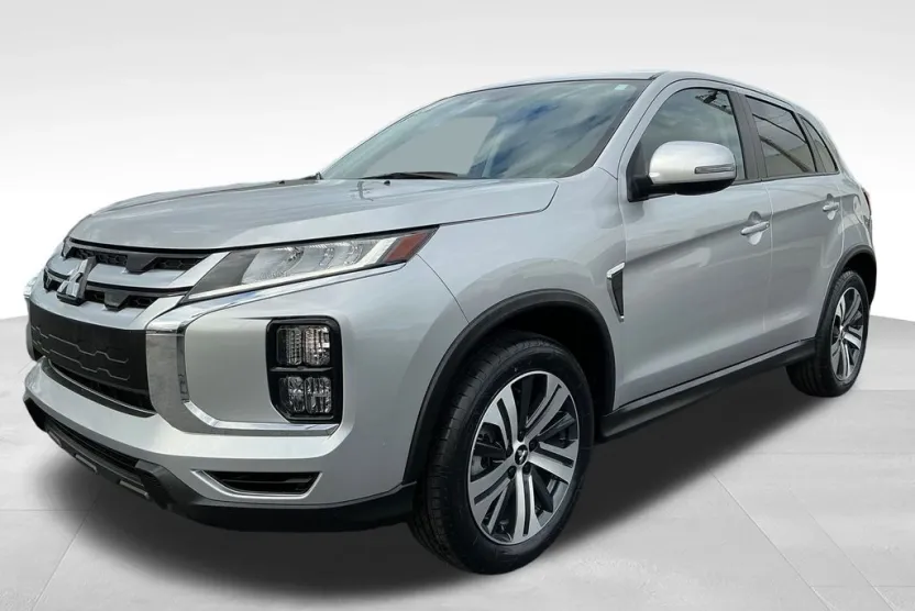 2022 Mitsubishi Outlander Sport SE photo 1