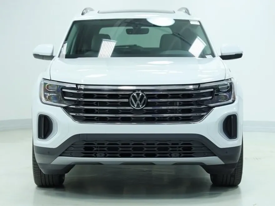 2026 Volkswagen Atlas SE Technology photo 1