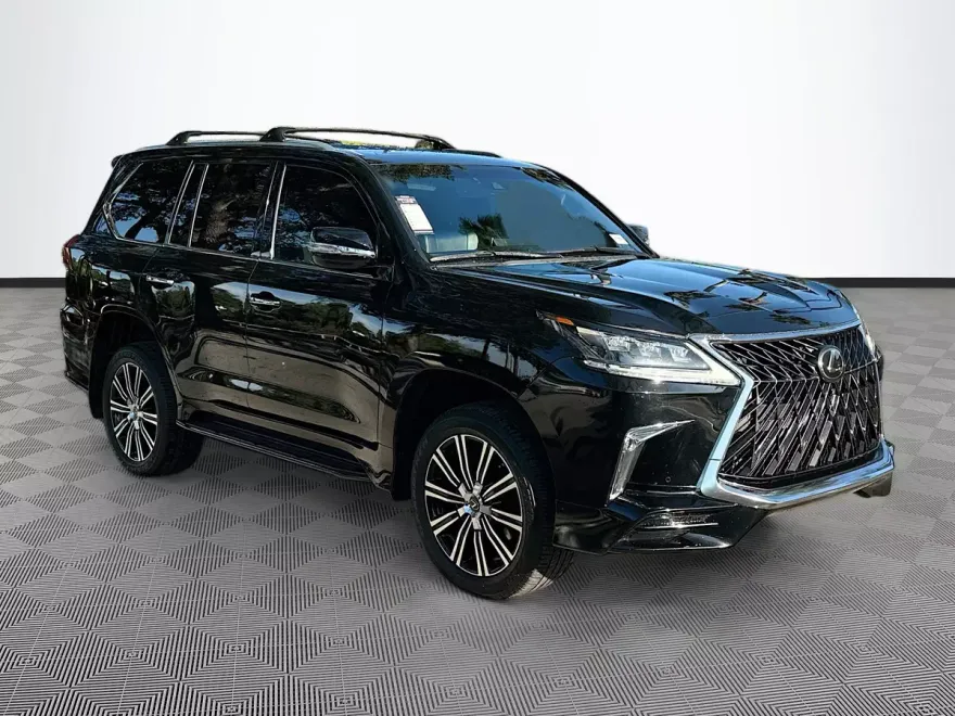 2020 Lexus LX 570 photo 1