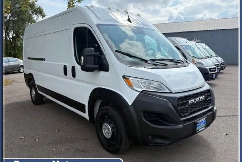 2023 Ram 2500 photo 1