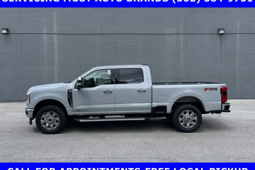 2025 Ford F-250 Lariat FX4 photo 1