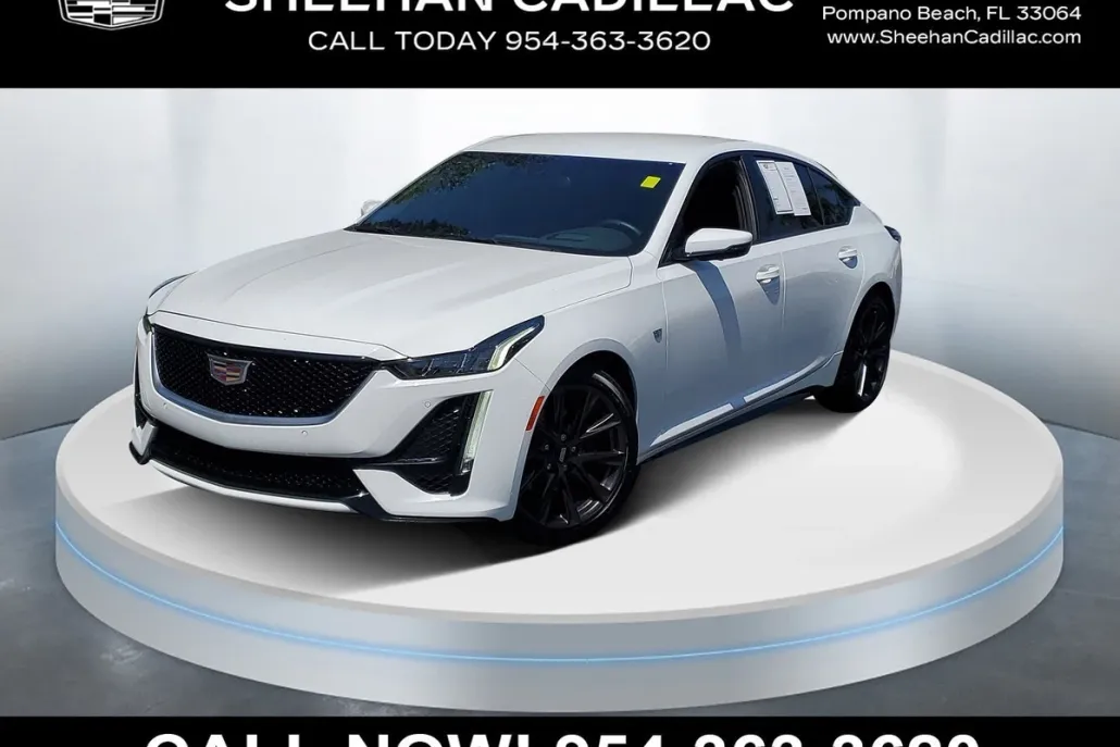 2022 Cadillac CT5 Sport photo 1