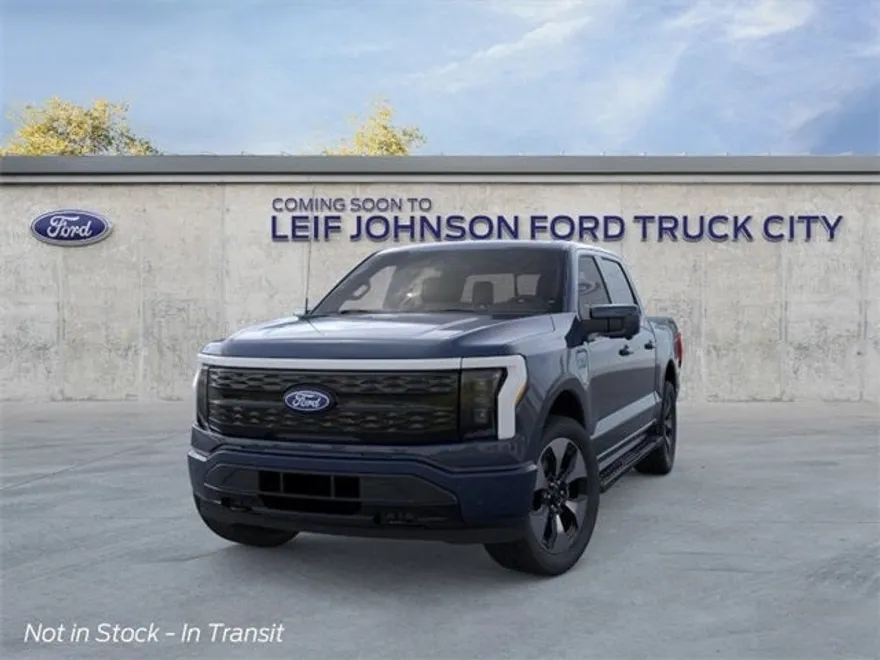2025 Ford F-150 Lightning Platinum photo 1