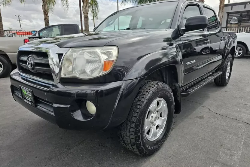 2007 Toyota Tacoma Double Cab PreRunner photo 1