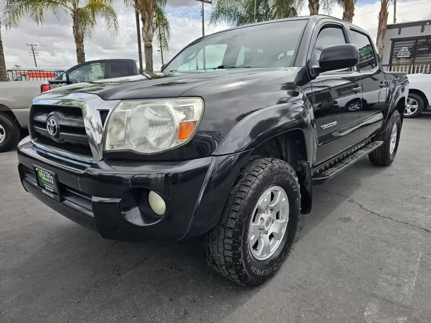 2007 Toyota Tacoma Double Cab PreRunner photo 1