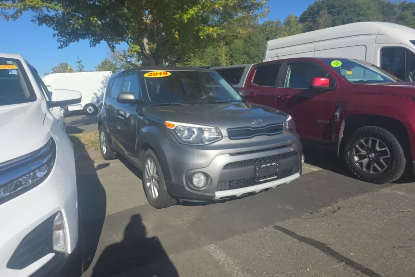 2019 Kia Soul Plus photo 1