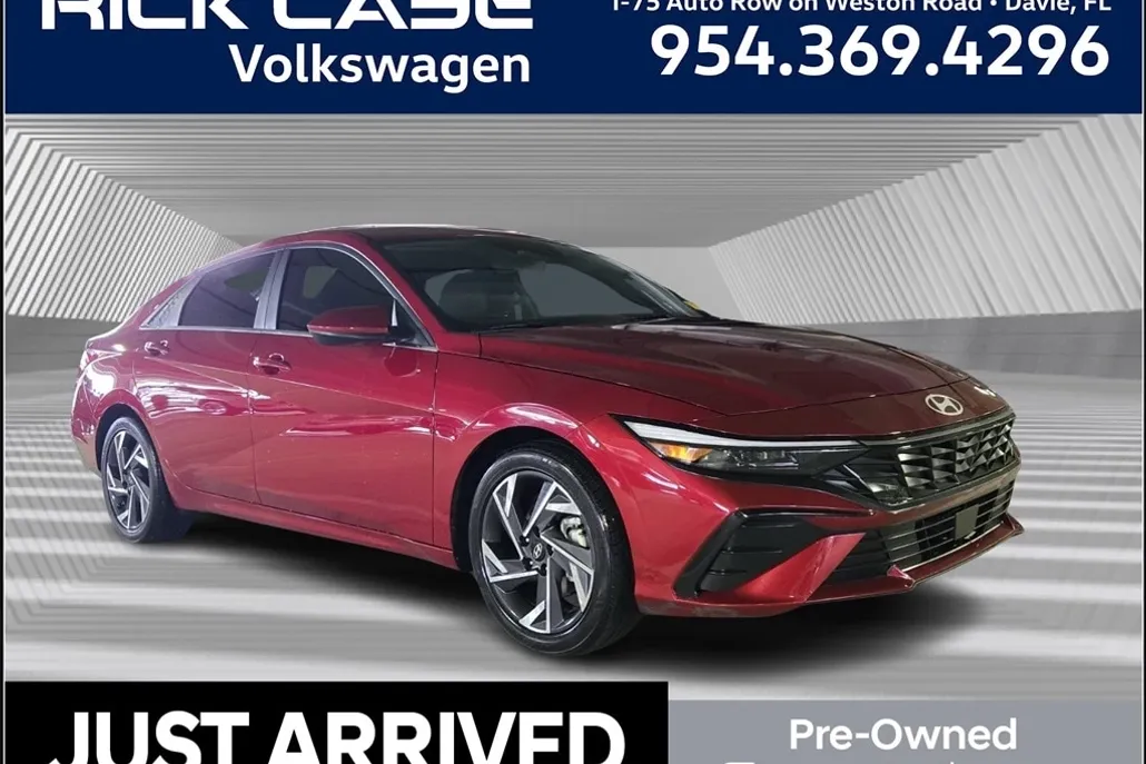 2024 Hyundai Elantra SEL Convenience photo 1
