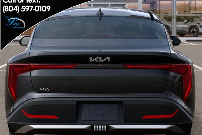2025 Kia K4 LXS photo 1