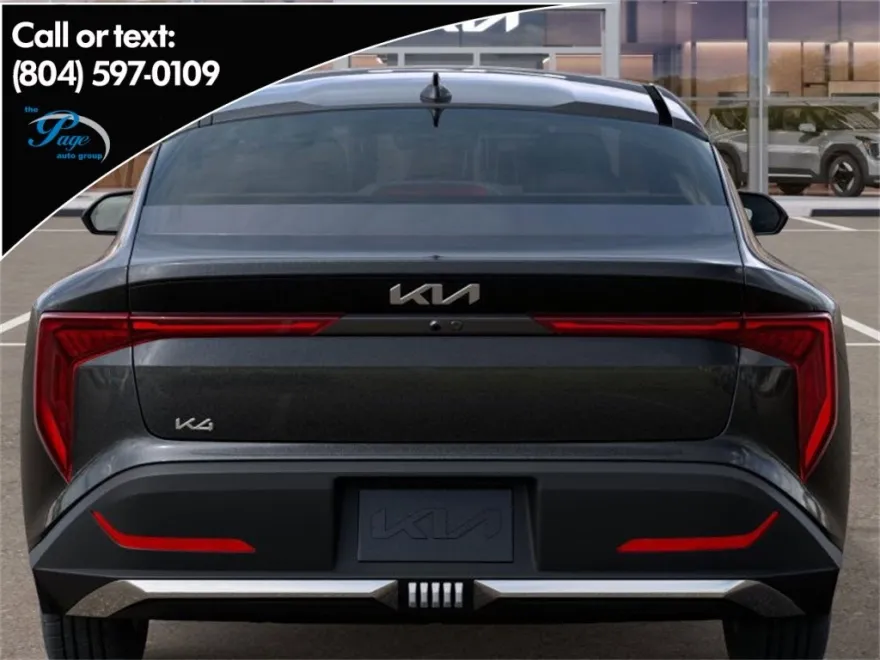 2025 Kia K4 LXS photo 1