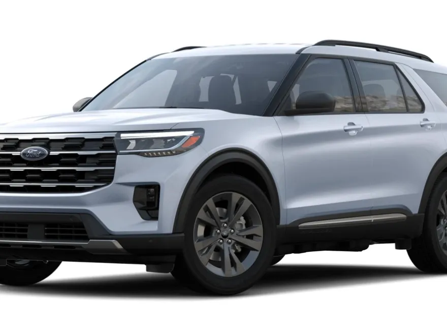 2025 Ford Explorer photo 1