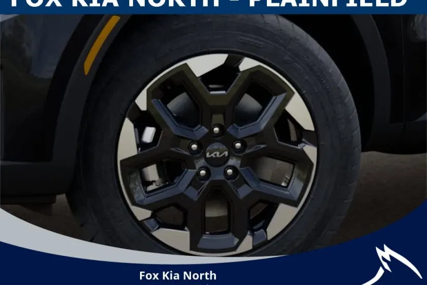 2025 Kia Sorento S photo 1