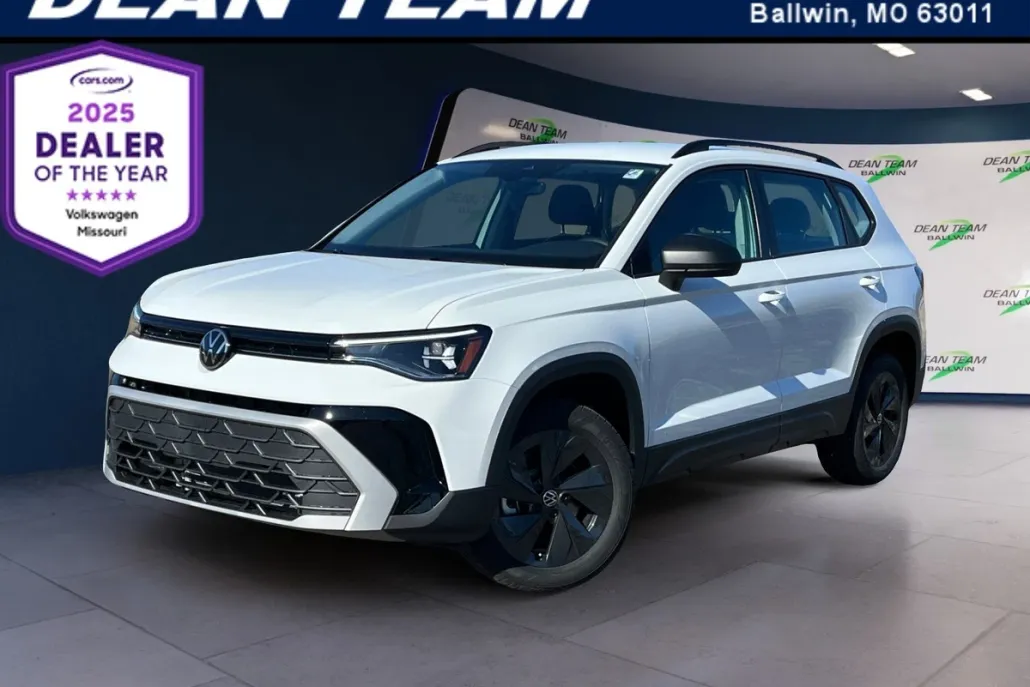 2025 Volkswagen Taos S photo 1