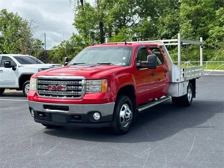 2012 Gmc Sierra SLE photo 1