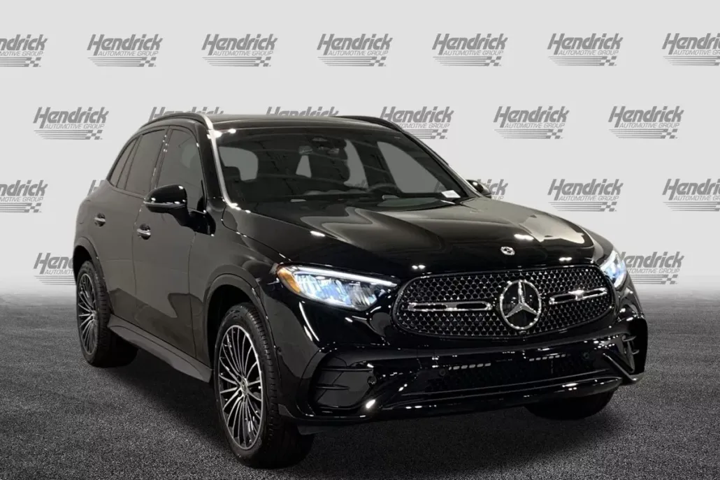 2026 Mercedes Benz GLC 300 photo 1