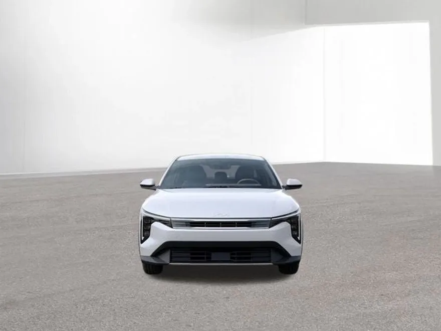 2025 Kia K4 EX photo 1
