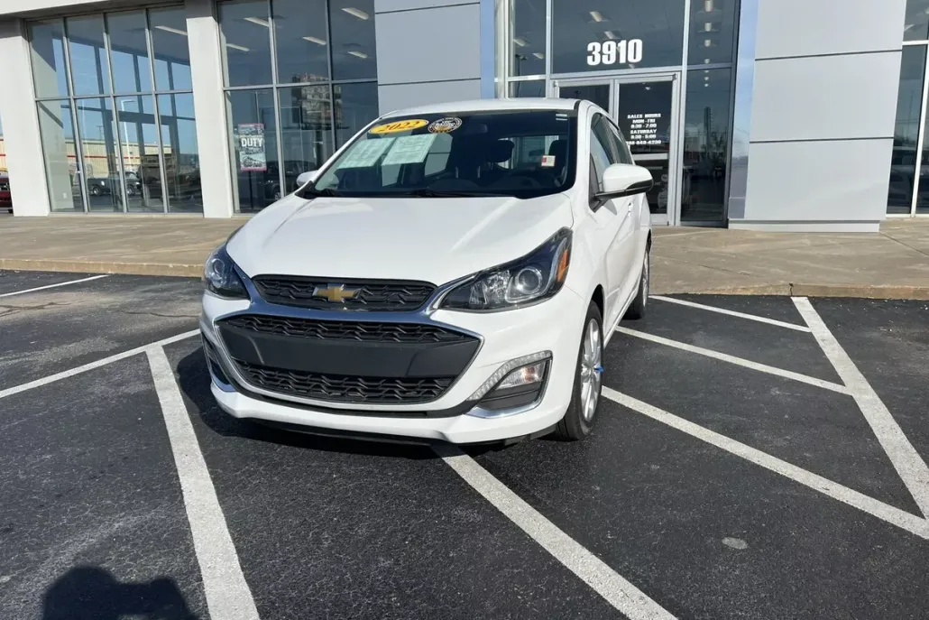 2022 Chevrolet Spark 1LT photo 1