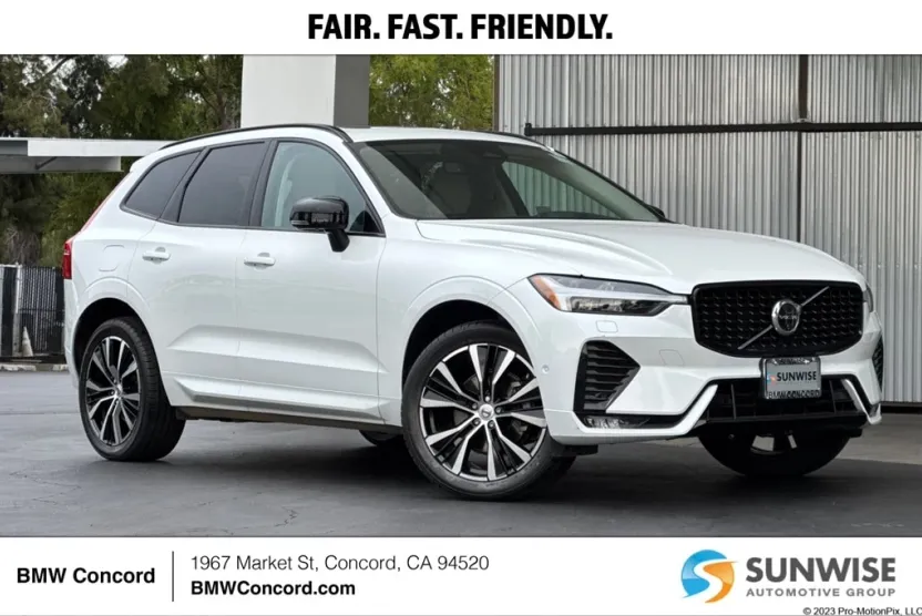 2024 Volvo XC60 B5 Plus photo 1