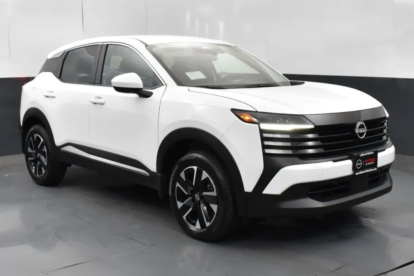 2025 Nissan Kicks SV photo 1