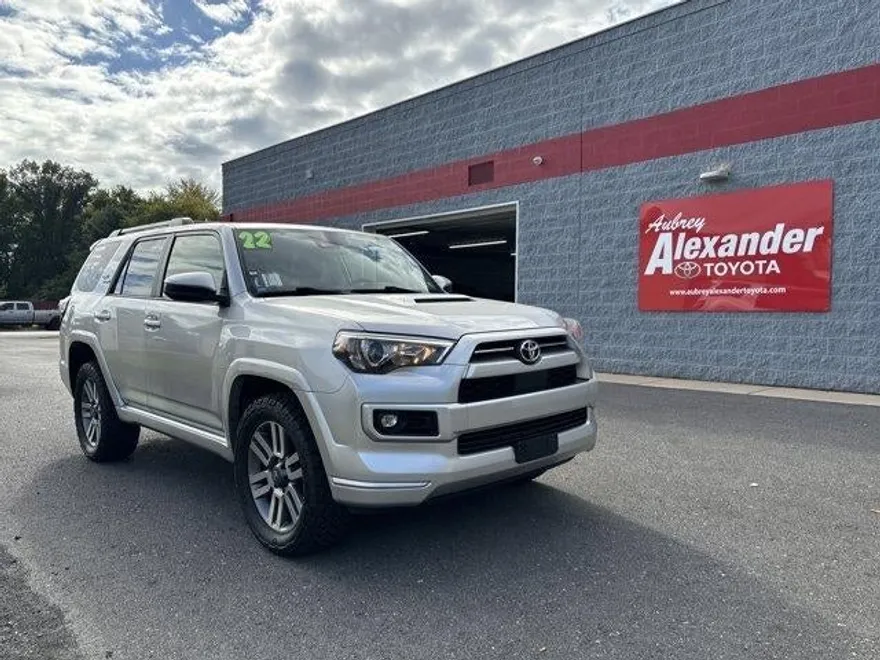 2022 Toyota 4Runner TRD Sport 4WD photo 1